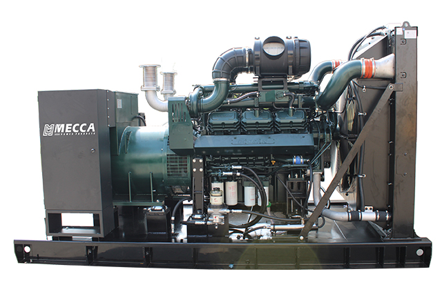 800 KVA Open Type Doosan Diesel Generator Low Fuel Consumption